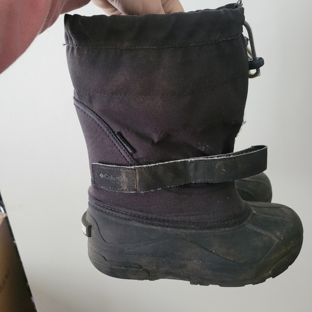Boys Columbia winter boots